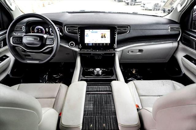 2022 Jeep Wagoneer Series III 4x2
