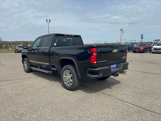 2026 Chevrolet Silverado 3500HD Crew Cab, Standard Bed, High Country, 4WD