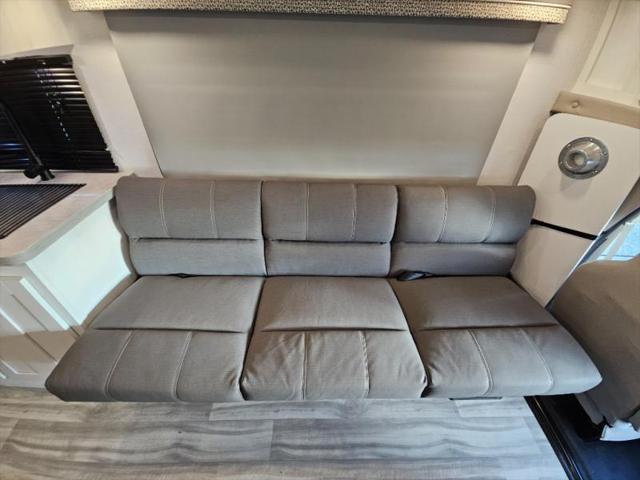 2026 Ford E-350 Cutaway Unknown