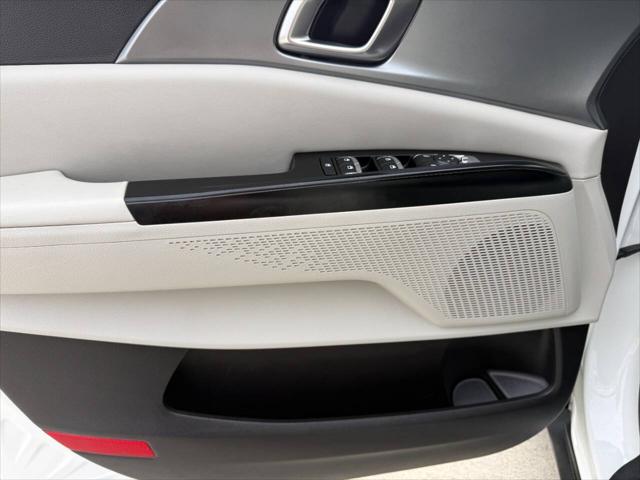 2024 Kia Carnival MPV LX Seat Package