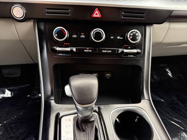 2024 Kia Carnival MPV LX Seat Package