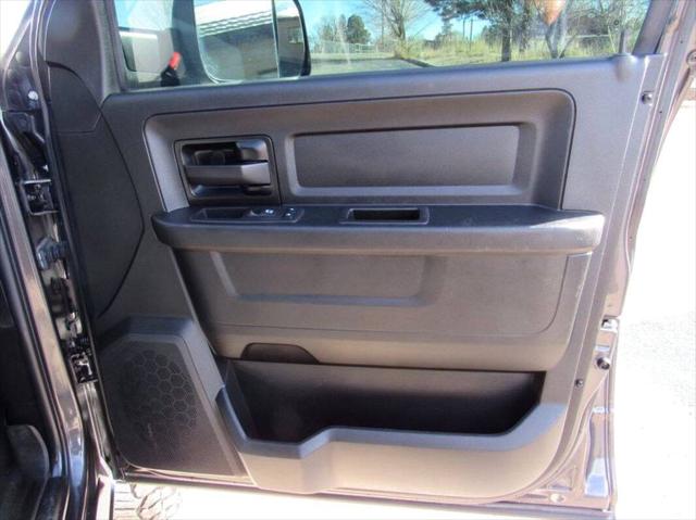 2018 Ram 3500 Tradesman Crew Cab 4x4 8 Box