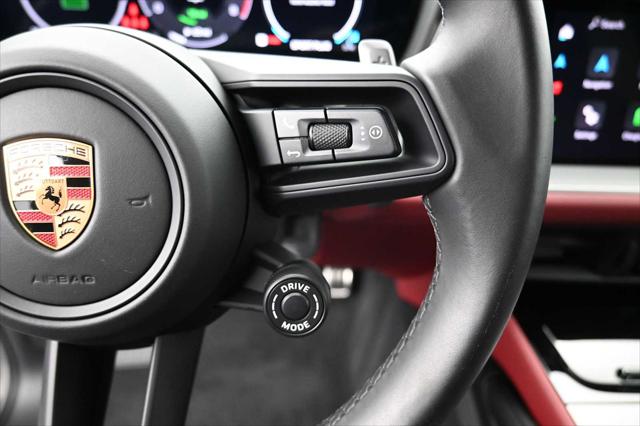 2025 Porsche Cayenne E-Hybrid S