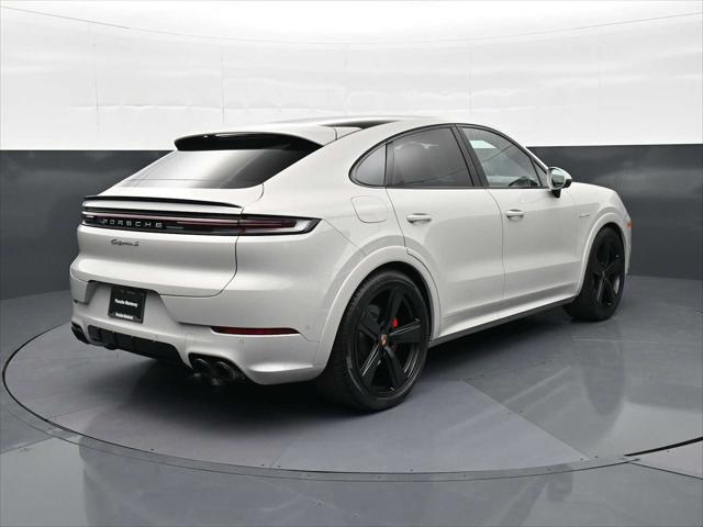2025 Porsche Cayenne E-Hybrid S