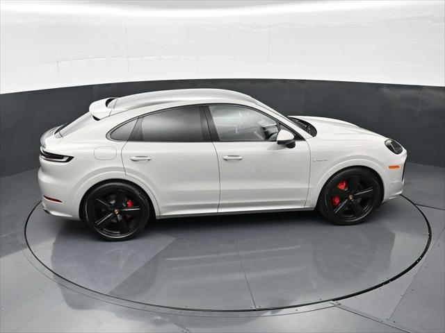 2025 Porsche Cayenne E-Hybrid S