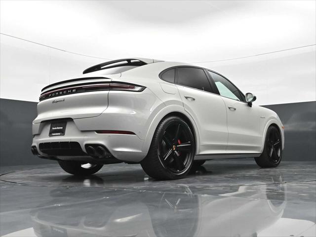 2025 Porsche Cayenne E-Hybrid S