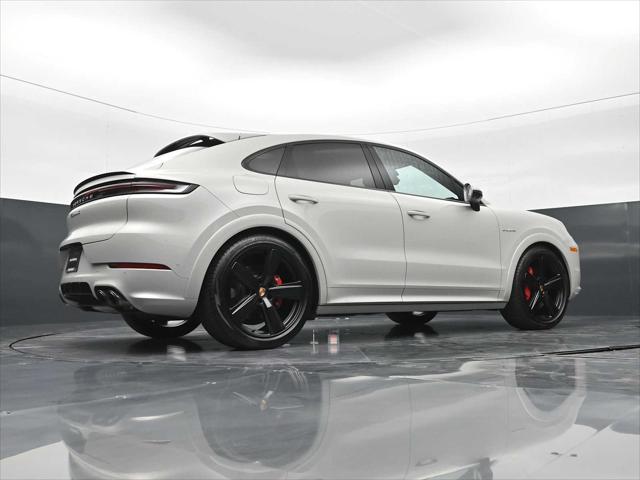 2025 Porsche Cayenne E-Hybrid S