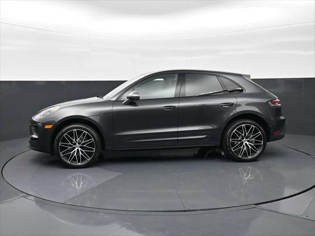 2025 Porsche Macan T
