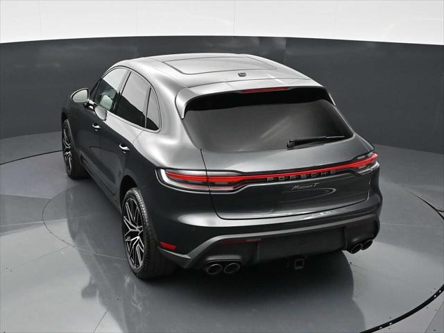 2025 Porsche Macan T