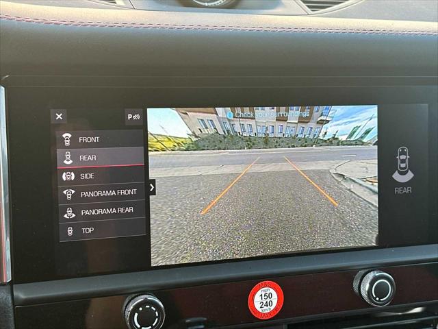 2025 Porsche Macan T