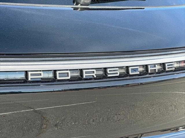 2025 Porsche Macan T