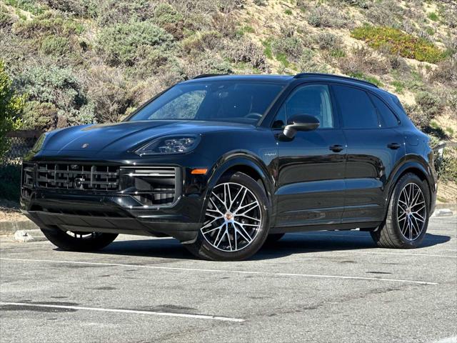 2025 Porsche Cayenne E-Hybrid E-Hybrid for sale in Seaside, CA