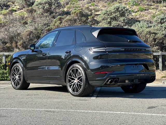 2025 Porsche Cayenne E-Hybrid E-Hybrid