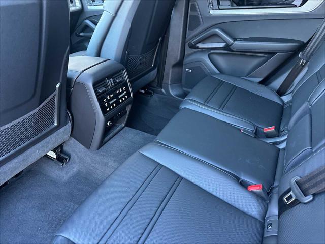 2025 Porsche Cayenne E-Hybrid E-Hybrid