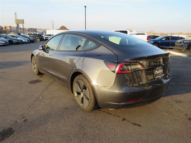2022 Tesla Model 3 Rear-Wheel Drive