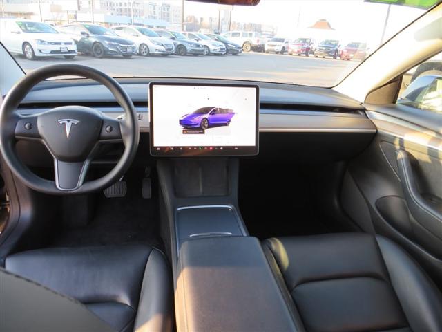 2022 Tesla Model 3 Rear-Wheel Drive