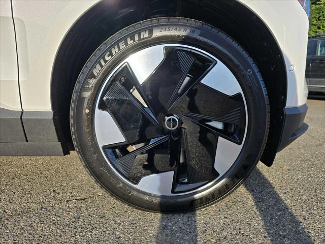 2026 Volvo EX30 Ultra Twin Motor Performance, Fully electric