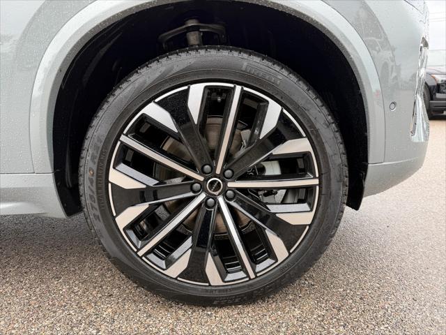 2026 Volvo XC90 Ultra, B6 AWD Gas (mild hybrid), Gasoline, Bright, 7 Seats