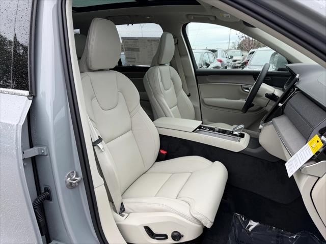 2026 Volvo XC90 Ultra, B6 AWD Gas (mild hybrid), Gasoline, Bright, 7 Seats