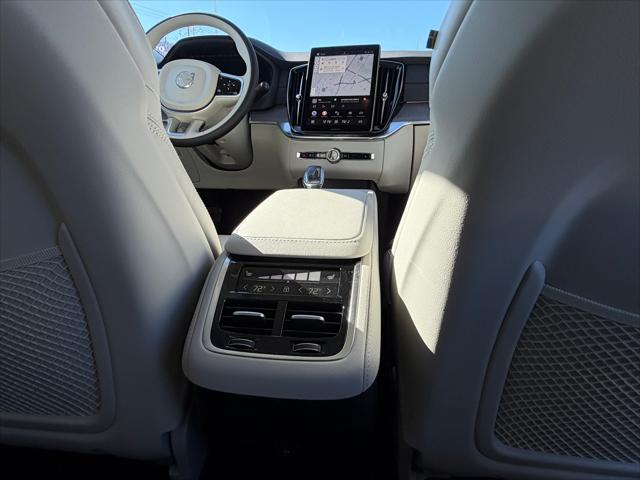 2026 Volvo XC90 Ultra, B6 AWD Gas (mild hybrid), Gasoline, Bright, 7 Seats