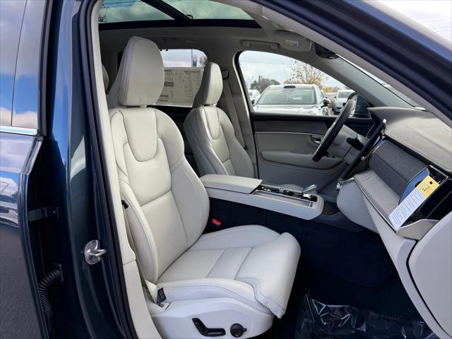 2026 Volvo XC90 Ultra, B6 AWD Gas (mild hybrid), Gasoline, Bright, 7 Seats