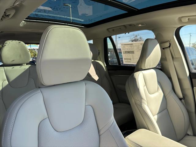 2026 Volvo XC90 Ultra, B6 AWD Gas (mild hybrid), Gasoline, Bright, 7 Seats