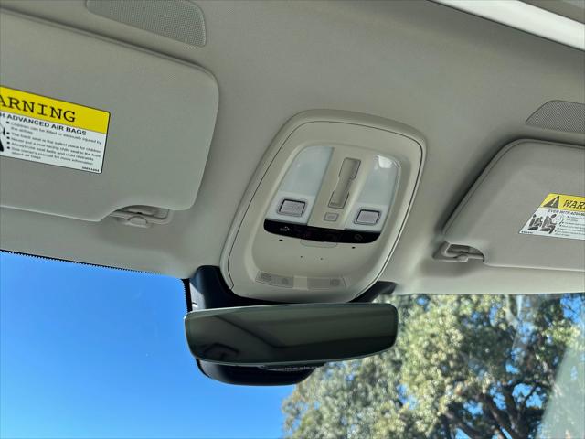 2026 Volvo XC90 Ultra, B6 AWD Gas (mild hybrid), Gasoline, Bright, 7 Seats