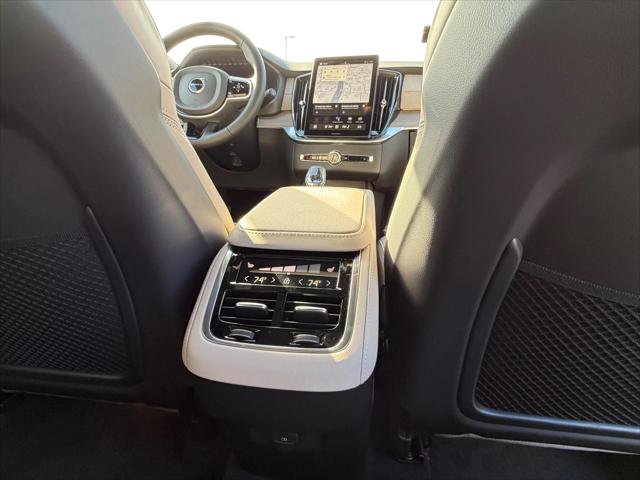 2026 Volvo XC90 Ultra, B6 AWD Gas (mild hybrid), Gasoline, Bright, 7 Seats
