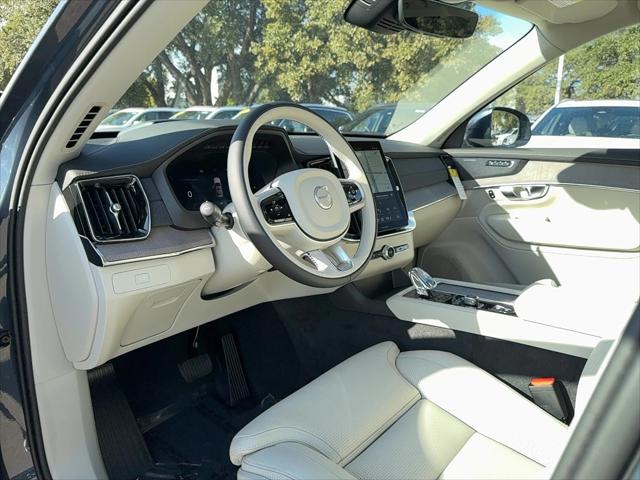 2026 Volvo XC90 Ultra, B6 AWD Gas (mild hybrid), Gasoline, Bright, 7 Seats