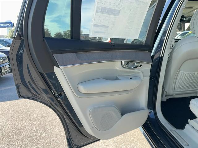 2026 Volvo XC90 Ultra, B6 AWD Gas (mild hybrid), Gasoline, Bright, 7 Seats