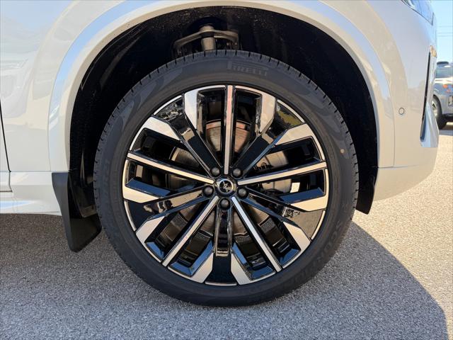 2026 Volvo XC90 Ultra Dark Theme, B6 AWD Gas (mild hybrid), Gasoline, 7 Seats