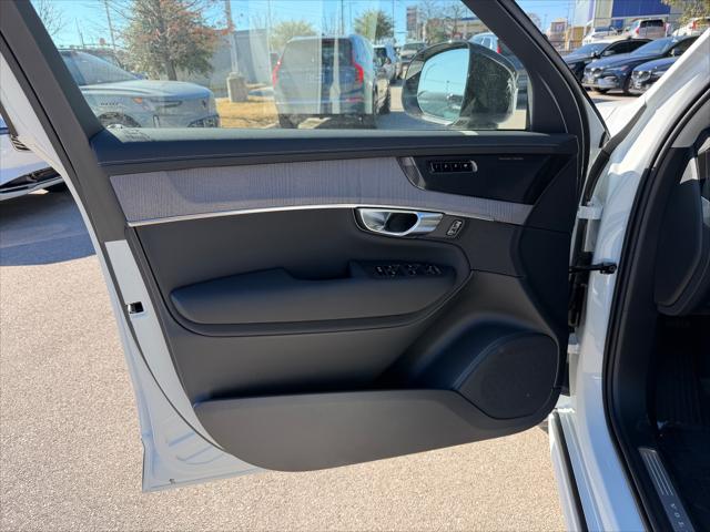 2026 Volvo XC90 Ultra Dark Theme, B6 AWD Gas (mild hybrid), Gasoline, 7 Seats