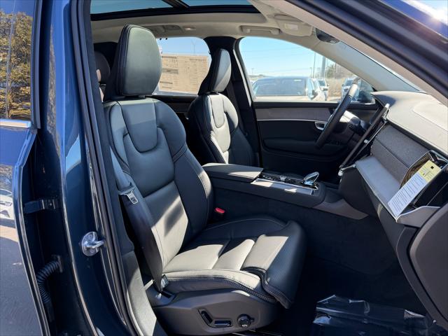 2026 Volvo XC90 Ultra, B6 AWD Gas (mild hybrid), Gasoline, Bright, 7 Seats