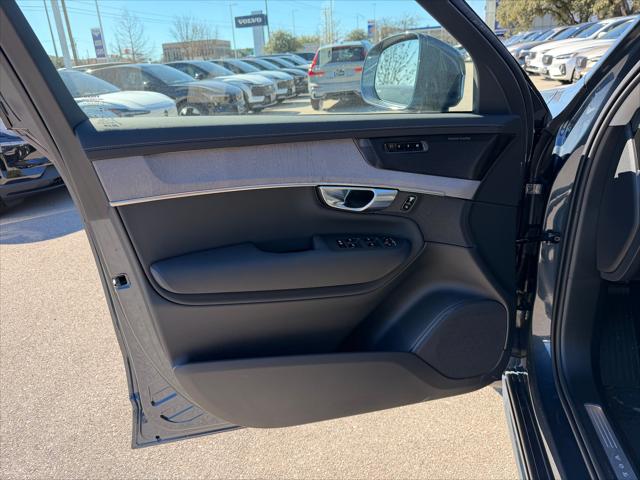 2026 Volvo XC90 Ultra, B6 AWD Gas (mild hybrid), Gasoline, Bright, 7 Seats