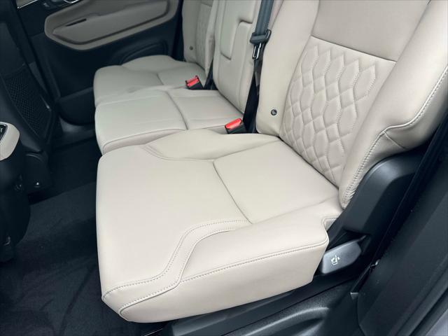2026 Volvo XC90 Plus, B6 AWD Gas (mild hybrid), Gasoline, Bright, 7 Seats