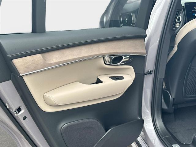 2026 Volvo XC90 Plus, B6 AWD Gas (mild hybrid), Gasoline, Bright, 7 Seats