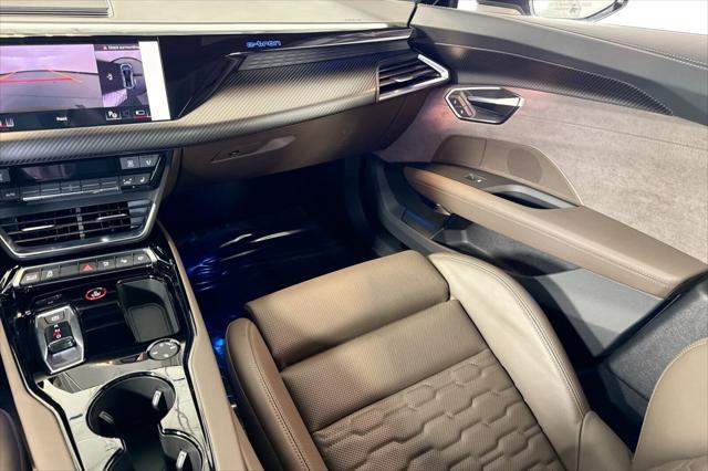 2023 Audi e-tron GT Prestige quattro