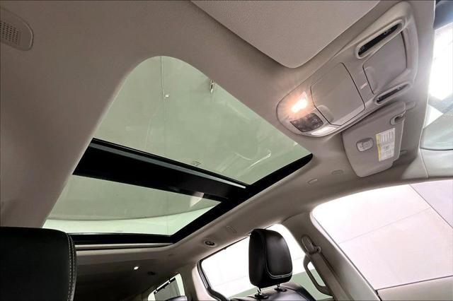 Used 2023 Chrysler Pacifica For Sale in Millington, TN