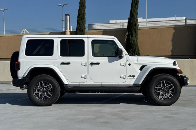 2026 Jeep Wrangler 4-Door Sahara 4x4