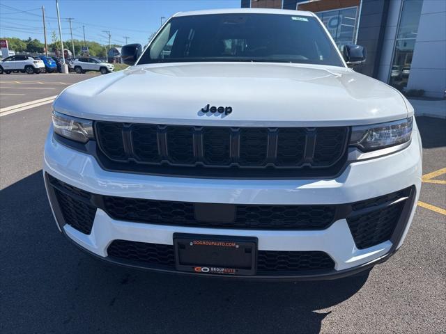2026 Jeep Grand Cherokee Altitude 4x4