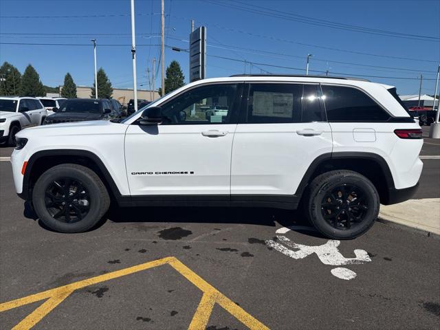 2026 Jeep Grand Cherokee Altitude 4x4