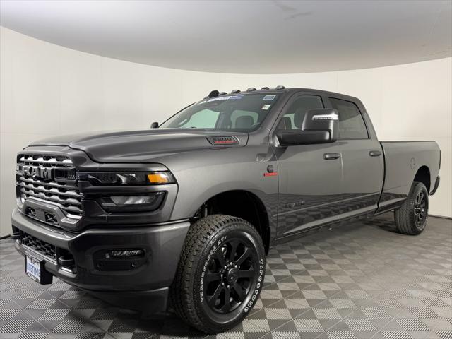 2026 Ram 3500 Big Horn Crew Cab 4x4 8 Box