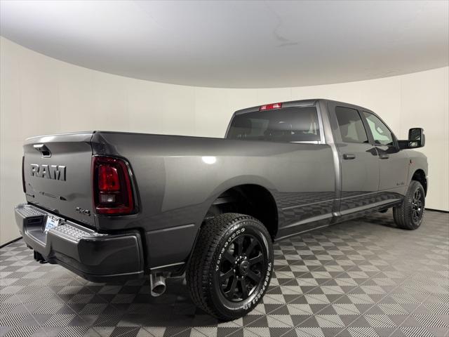 2026 Ram 3500 Big Horn Crew Cab 4x4 8 Box