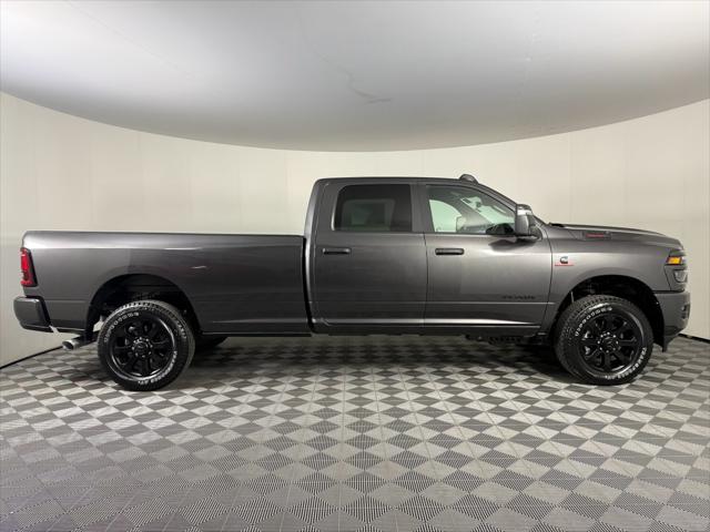 2026 Ram 3500 Big Horn Crew Cab 4x4 8 Box