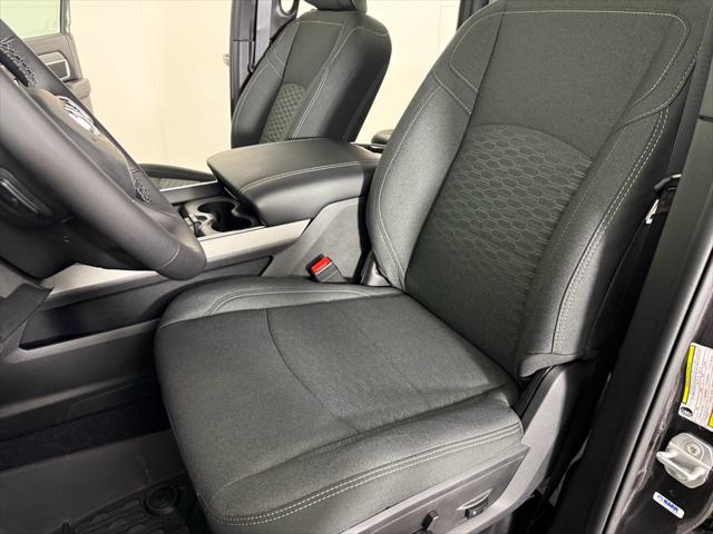2026 Ram 3500 Big Horn Crew Cab 4x4 8 Box