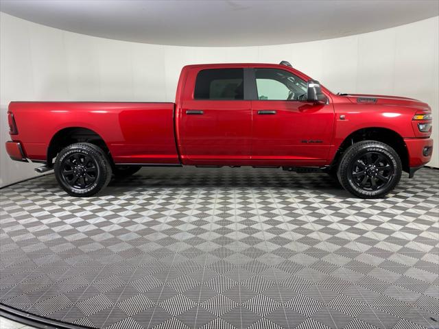 2026 Ram 3500 Big Horn Crew Cab 4x4 8 Box