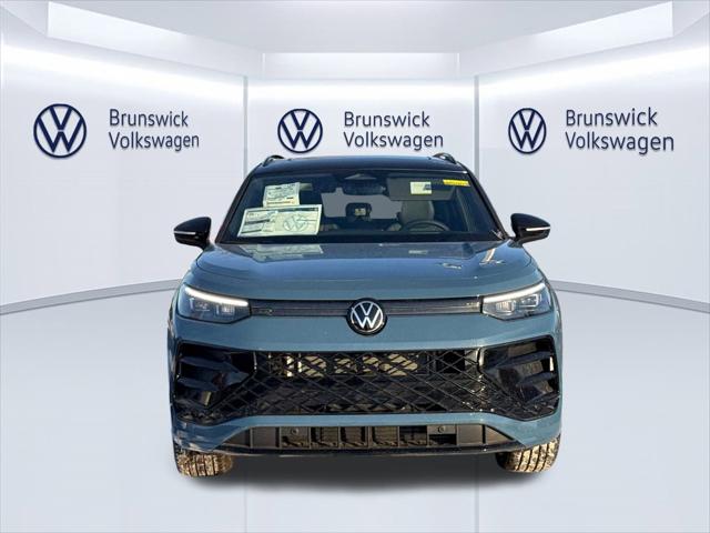 2026 Volkswagen Tiguan SE R-Line Black