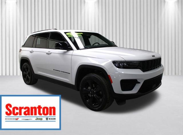 2025 Jeep Grand Cherokee Altitude X 4x4