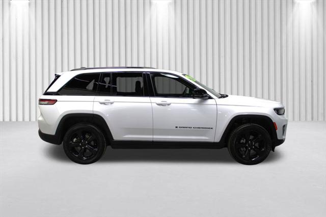 2025 Jeep Grand Cherokee Altitude X 4x4