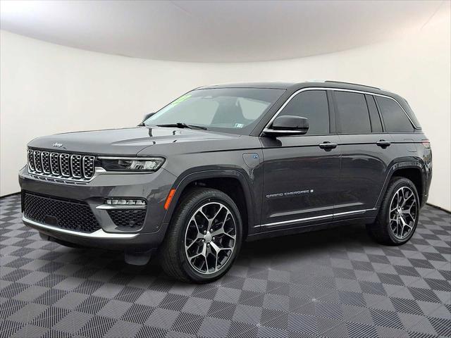 2022 Jeep Grand Cherokee 4xe Summit Reserve 4x4 2022 Jeep Grand Cherokee 4xe Summit Reserve 4x4